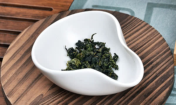 A White Porcelain Tea Holder