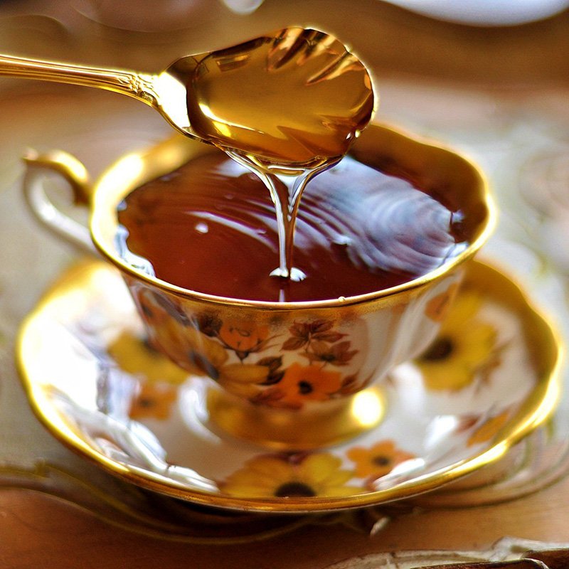 The English teacup with royal family style design