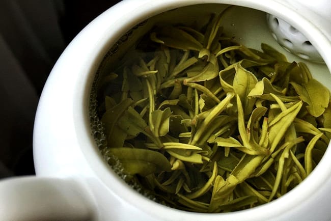 leaves unfolding in the teapot seem so beautiful